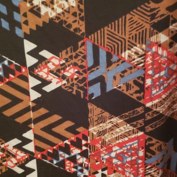 Lularoe Irma Tunic size XXS unusual pattern - Picture 2 of 4